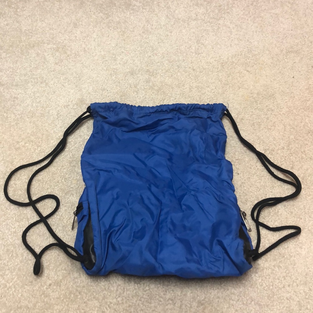 Drawstring bag - Picture 2 of 2